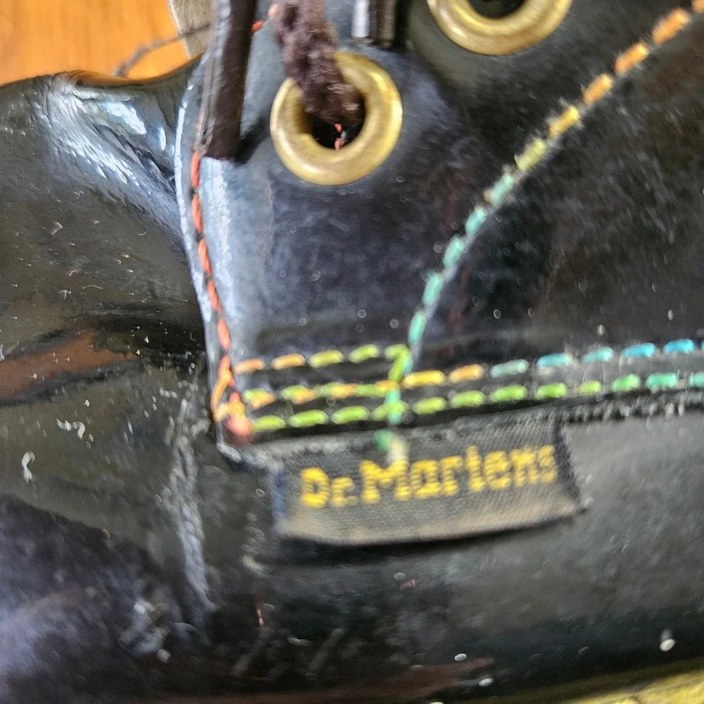 Dr. Martens department girls